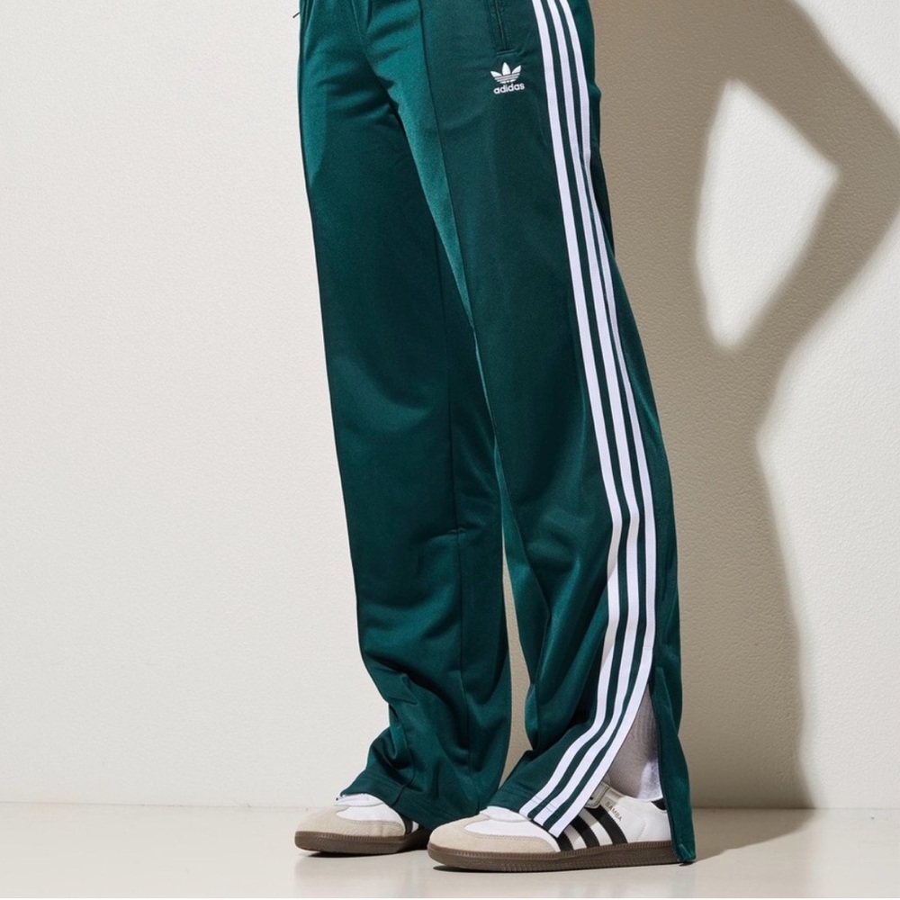 NWT- adidas Originals adicolor Classic Firebird Track Pant